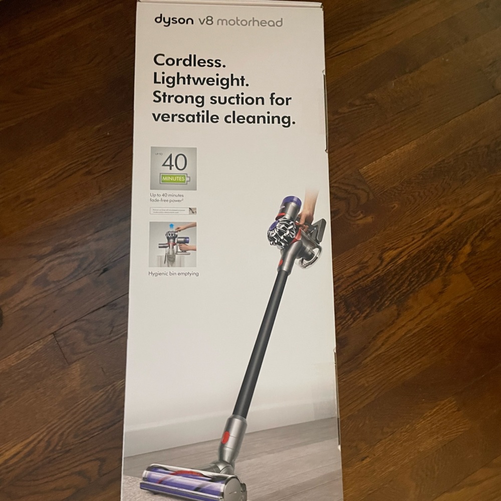 NEW IN BOX: Dyson V8 Motorhead stick Vacuum